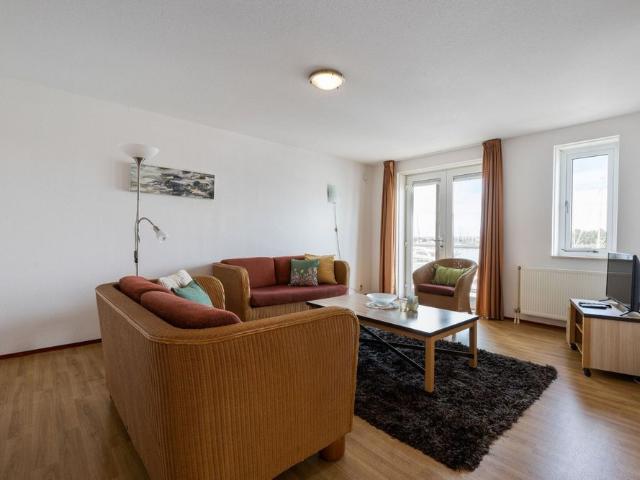 666L Nicely 2 bedroom apartm, terrace, harbor view