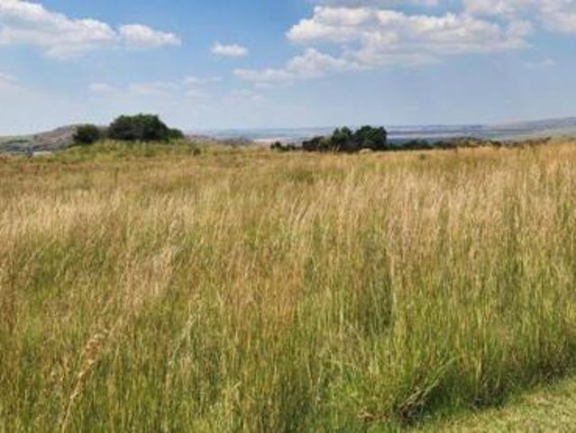 667 m² Land available in Heidelberg Central