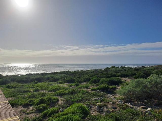 667 m² Land available in Sandy Point