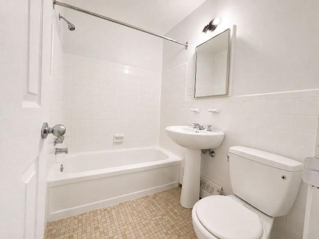 6680 des Érables 1 Bedroom Apartment for Rent at 6680 Av Des érables, Montréal, QC H2G 2N1 Louis Hébert