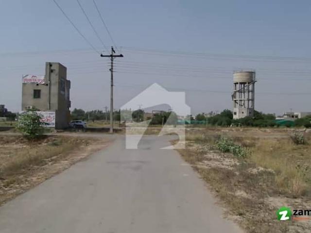 66.6 Square Yards Commercial Plot Located In AWT Phase 2 Block B