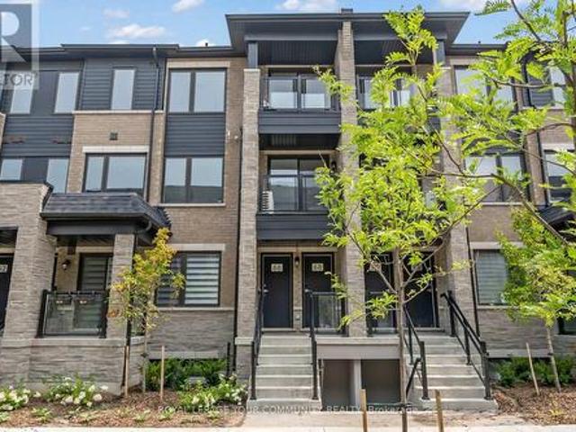 66 Appletree Lane, Barrie, ON, L9J 0P1 townhouse for sale | Listing ID S12032 | Royal LePage