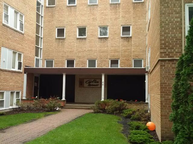 66 Carlton