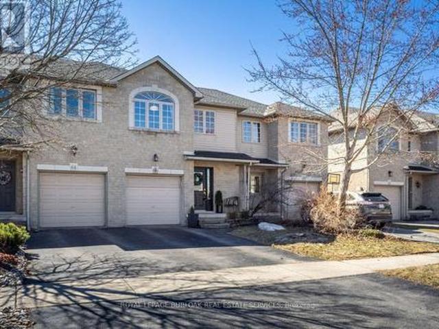 66 Foxborough Drive, Hamilton, ON, L9G 4Y8 house for sale | Listing ID X12031 | Royal LePage
