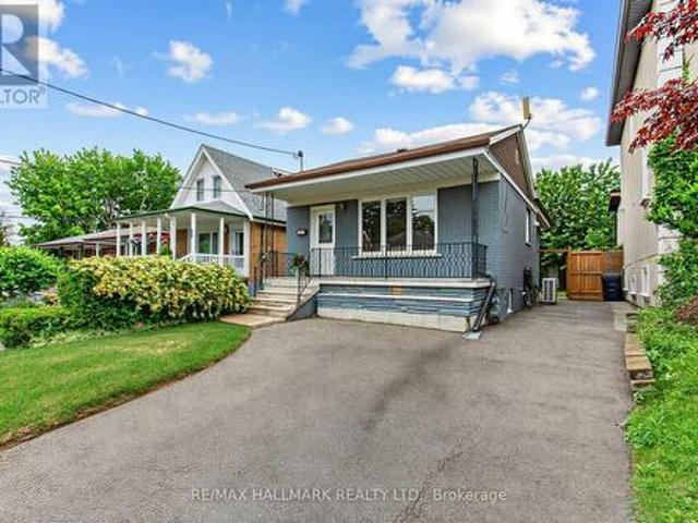 66 Holmstead Avenue, Toronto, ON, M4B 1T2 house for sale | Listing ID E13551 | Royal LePage