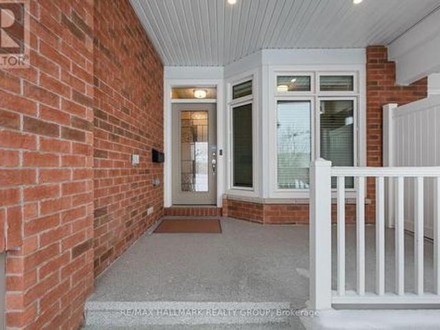 66 Kayenta Street W, Ottawa, ON, K2S 2K7 house for sale | Listing ID X13411 | Royal LePage