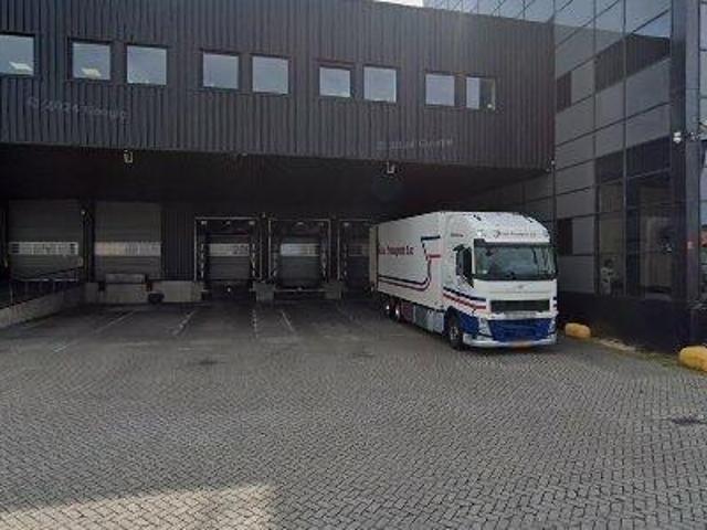 66 m2 office space for rent in Haarlemmermeer