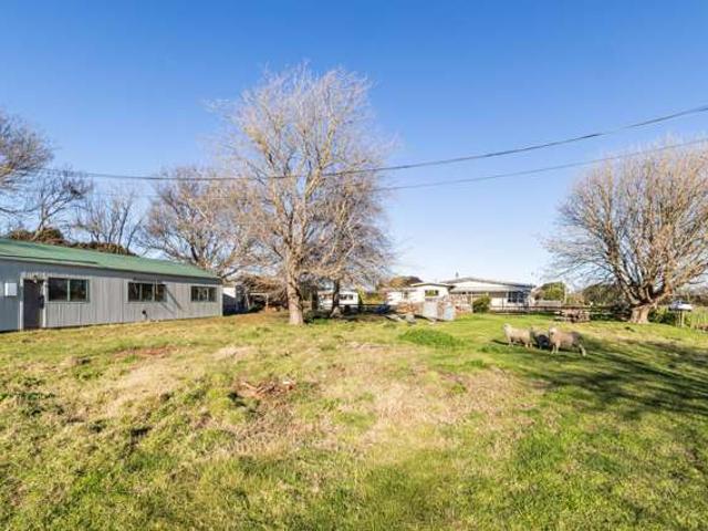 66 Read Crescent, LOMBARDY, Willowbrook Community, Clive, Hastings