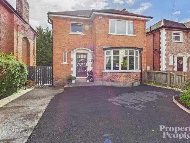 66 Sunningdale Park