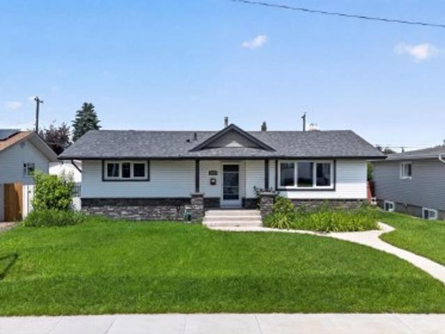 6704 94A Avenue, Edmonton, AB, T6B 0Y8 house for sale | Listing ID E4497 | Royal LePage
