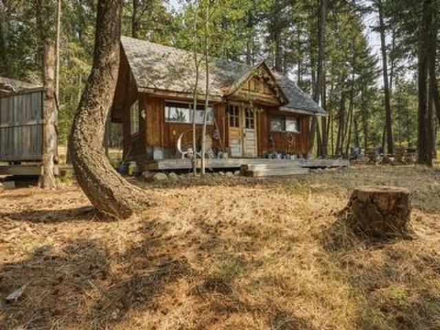 6716 Karjula Road, Falkland, BC, V0E 1W1 house for sale | Listing ID 10395 | Royal LePage