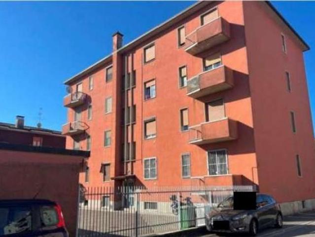 67/2025 U MI Trilocale all'asta in via I Maggio 2/4
