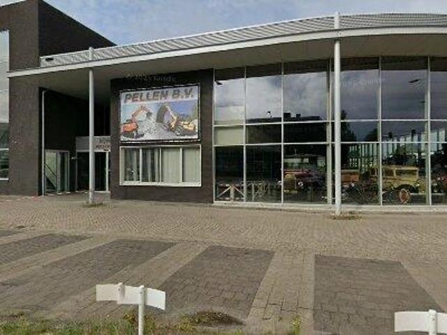 672 m2 office space for rent in Veldhoven