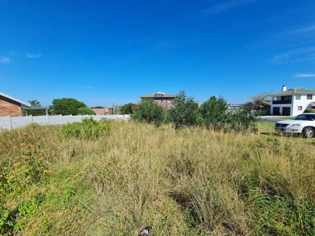672 m² Land available in Wavecrest