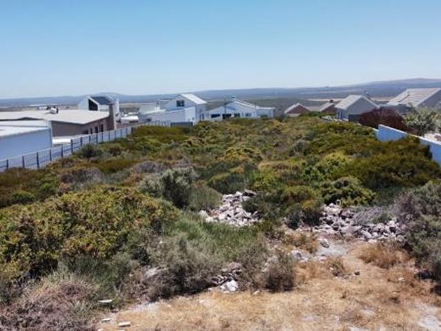 672 m² Land available in Pearl Bay