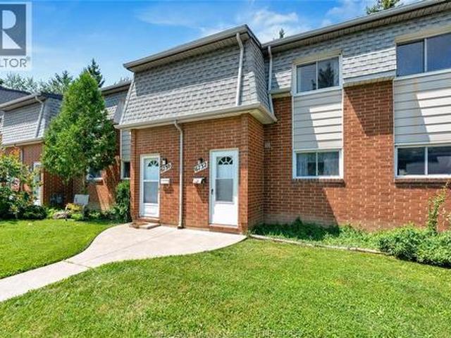 6732 Roseville Garden Drive, Windsor, ON, N8T 1J2 townhouse for sale | Listing ID 26016 | Royal LePage