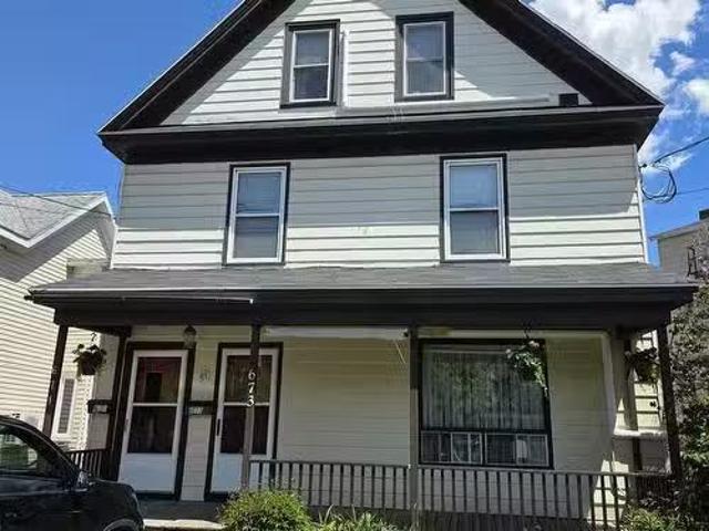 673 George St Street, Sydney, NS, B1P 1L2 house for sale Li.