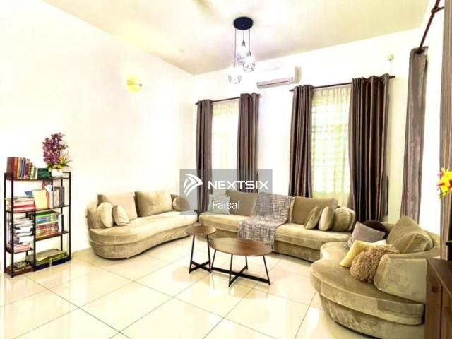 674.5 Acres Per Ekar/ Rm60K 99年 leasehold from 2019 30 acres油棕 树龄8 12年 3000棵榴莲种植 树龄8 12年 10000棵榴莲种植 树龄1 4年 猫山王70%黑刺30% 4km small road from main road 35 workers still plant balance 25% land
