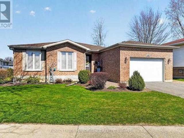 674 Hamilton Crescent, Cornwall, ON, K6H 7B5 house for sale | Listing ID X13057 | Royal LePage