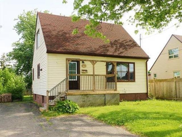 6755 MCLEOD Road Niagara Falls Ontario