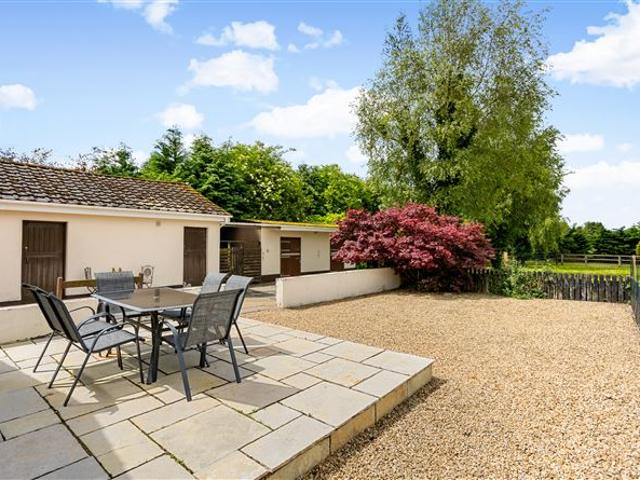 675,000 | Tuckmilltown on c. 1.11 Acre, Straffan, Co. Kildare Jordan Town and Country Estate Agents 5010 MyHome. Ie Residential