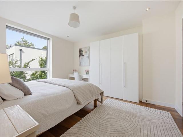675,000 | 2 Edward Square, Bloomfield Avenue, Donnybrook, Dublin 4 Owen Reilly 5009 MyHome. Ie Residential