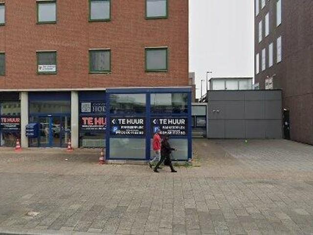 675 m2 office space for rent in Rotterdam Charlois