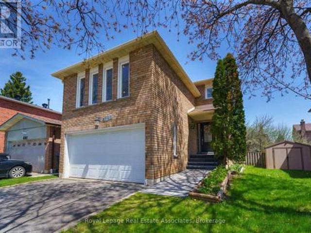 6763 Dolmage Court, Mississauga, ON, L5N 4V9 house for sale | Listing ID W13089 | Royal LePage