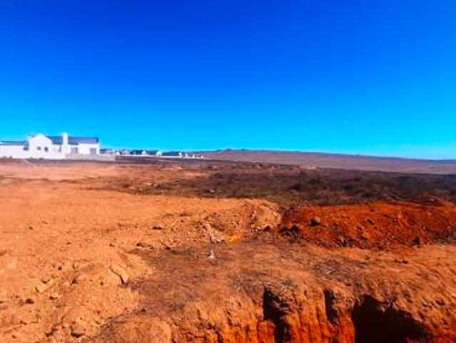 677 m² Land available in Vredenburg
