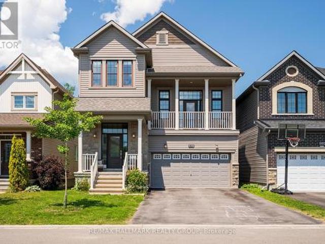 678 Eagle Crest Heights, Ottawa, ON, K2S 1R8 house for sale | Listing ID X13529 | Royal LePage