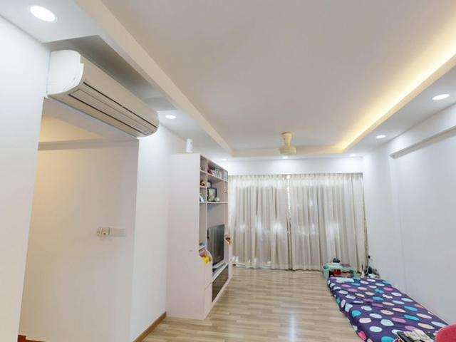 678A Punggol Drive HDB Apartment For Sale, $650,000, 3 Bed 2 Bath 1,001 sqft $649.00 psf