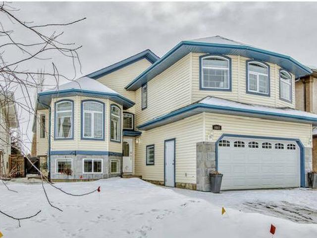 6807 12 AV SW Edmonton Alberta