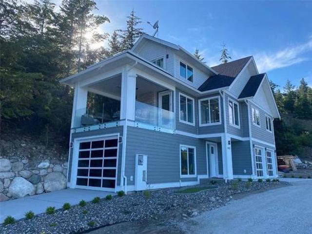 6803 Toledo Drive, Kelowna, BC, V1Z 3R8 house for sale | Listing ID 10307 | Royal LePage