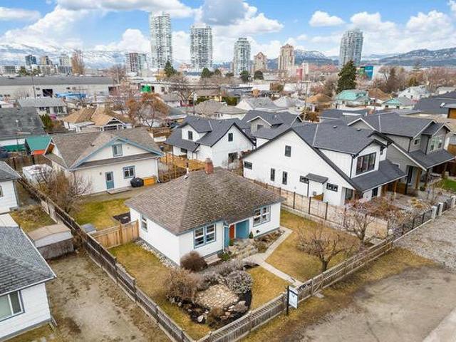 681 679 Roanoke Avenue Kelowna British Columbia