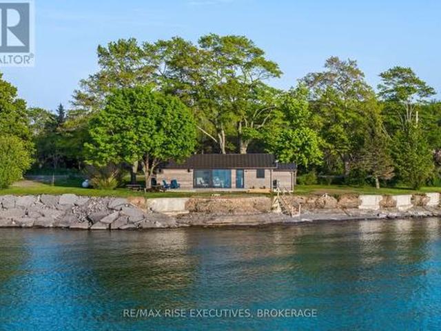 682 Salmon Point Road, Prince Edward County Athol Ward, ON, K0K 1P0 house for sale | Listing ID X13697 | Royal LePage