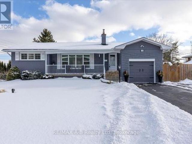 684 Hiawatha Boulevard, Hamilton Ancaster, ON, L9G 3A5 house for sale | Listing ID X11964 | Royal LePage