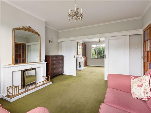 685,000 | 4 Beech Drive, Dundrum, Dublin 16 Lynam Auctioneers & Estate Agents 5002 MyHome. Ie Residential