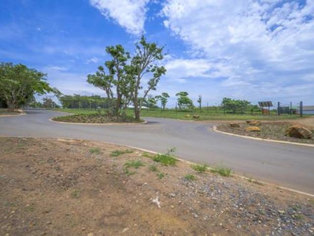 685 m² Land available in Lalela Estate