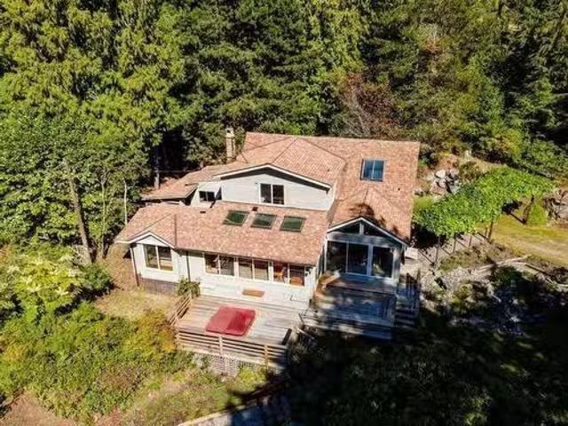 687 Windjammer Road, Bowen Island, BC, V0N 1G2 house for sal.