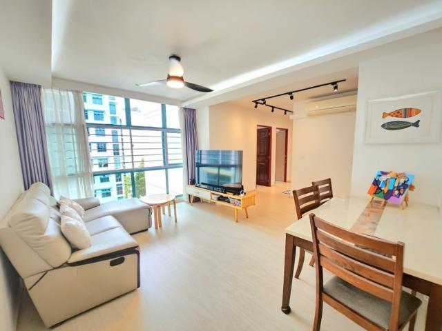 688B Woodlands Drive 75 HDB Apartment For Sale, $548,888, 3 Bed 2 Bath 968 sqft $567.00 psf
