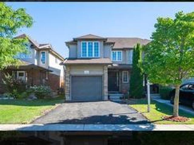 68 Wood Grove Crescent, Cambridge, ON, N1T 2A1 house for sale | Listing ID X13685 | Royal LePage