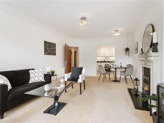 68 Woodview, Mount Merrion Avenue, Blackrock, County Dublin Lynam Auctioneers & Estate Agents 4825 MyHome. Ie Residential