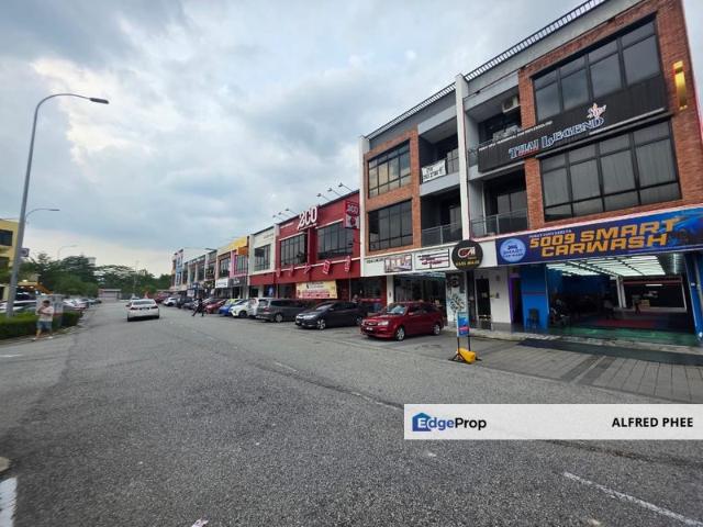 68 Avenue @ Gelang Patah