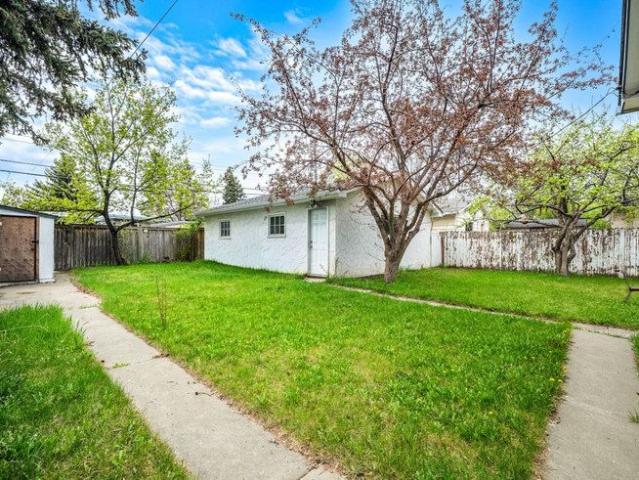 68 Avenue Southwest