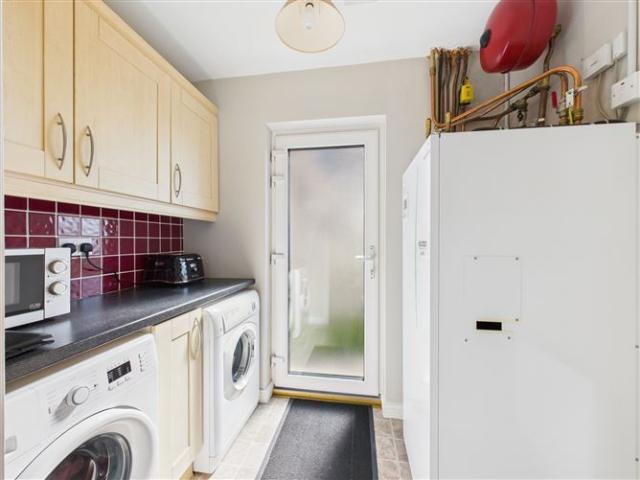 68 Bramble Lane, Limerick Road, Ennis, Clare Costelloe Estate Agents 4925 MyHome. Ie Residential