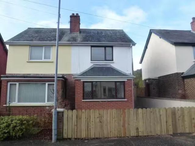 68 Joanmount Gardens