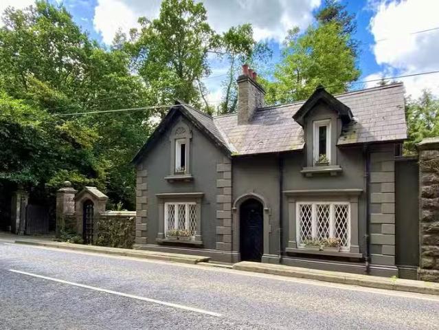 68 Moyallan Road