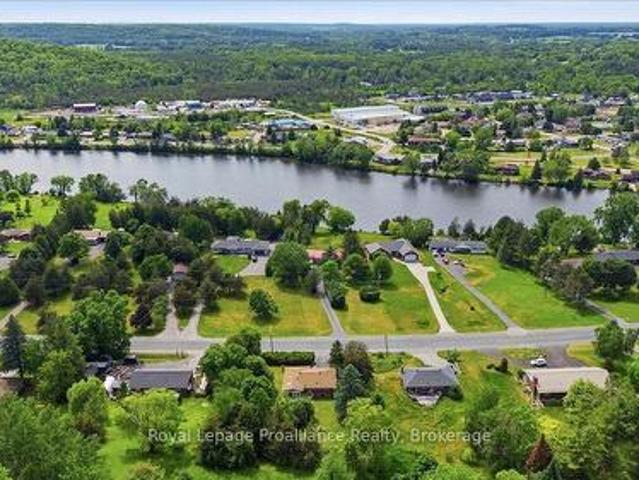 68 Riverside Parkway, Quinte West Sidney Ward, ON, K0K 2C0 house for sale | Listing ID X13691 | Royal LePage