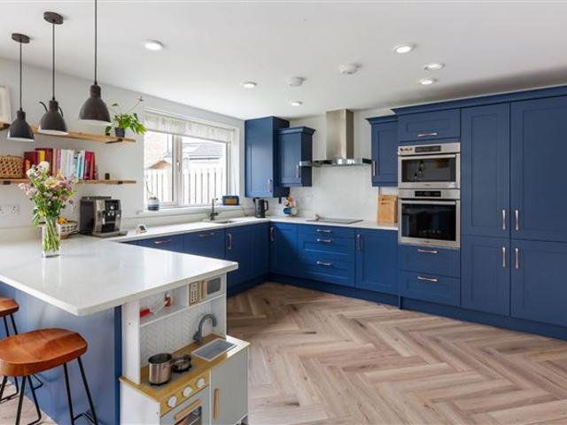 690,000 | 6 Rathborne Vale, Rathborne Park, Ashtown, Dublin 15 Sherry FitzGerald Castleknock 5007 MyHome. Ie Residential