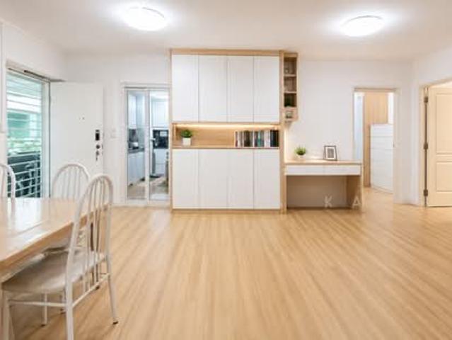 690 Jurong West Central 1 HDB Apartment For Sale, $630,000, 3 Bed 2 Bath 1,066 sqft $591.00 psf